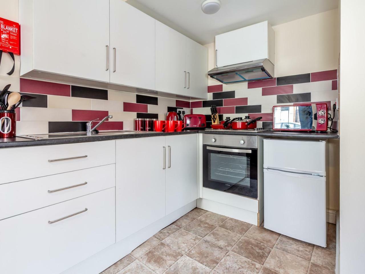 Northfield Street, Worcester City Centre - Guest Homes Esterno foto
